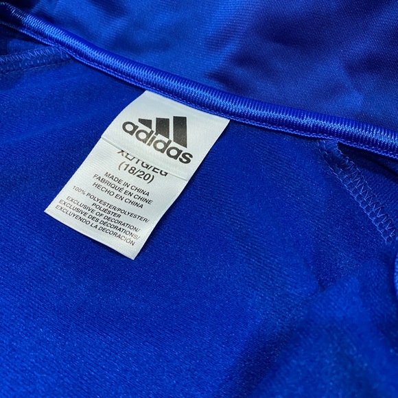 Adidas women’s track jacket - Picture 4 of 9
